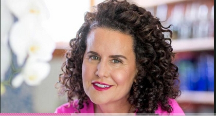Podcast: Hair She Is!